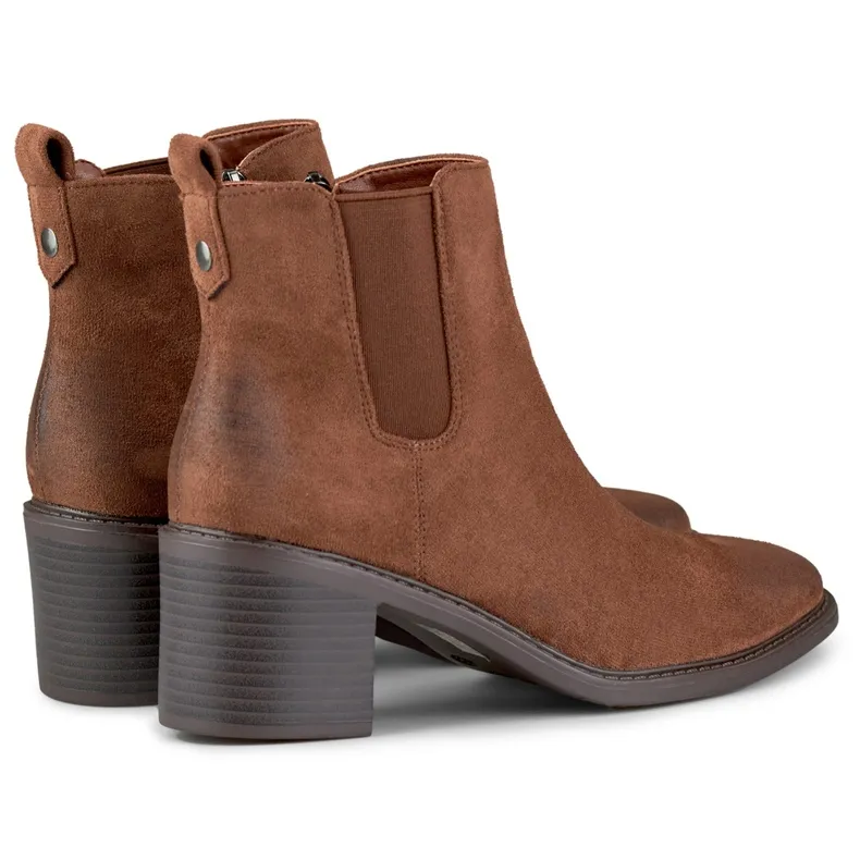 Bottes en daim marron pour femme sur un poteau confortable brun