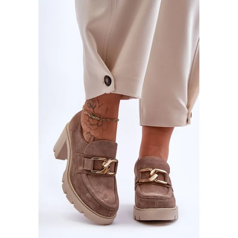 PL5 Chaussures élégantes sur un pilier avec une décoration dorée, beige Harmell