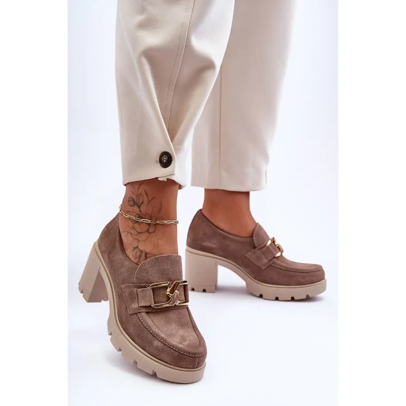 PL5 Chaussures élégantes sur un pilier avec une décoration dorée, beige Harmell